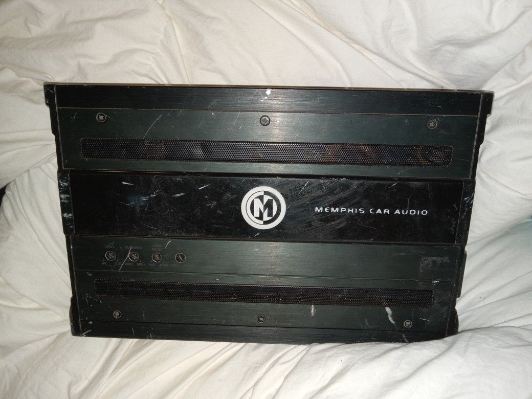 Memphis car audio amp, 16 - PR1-600.
Class D mono block