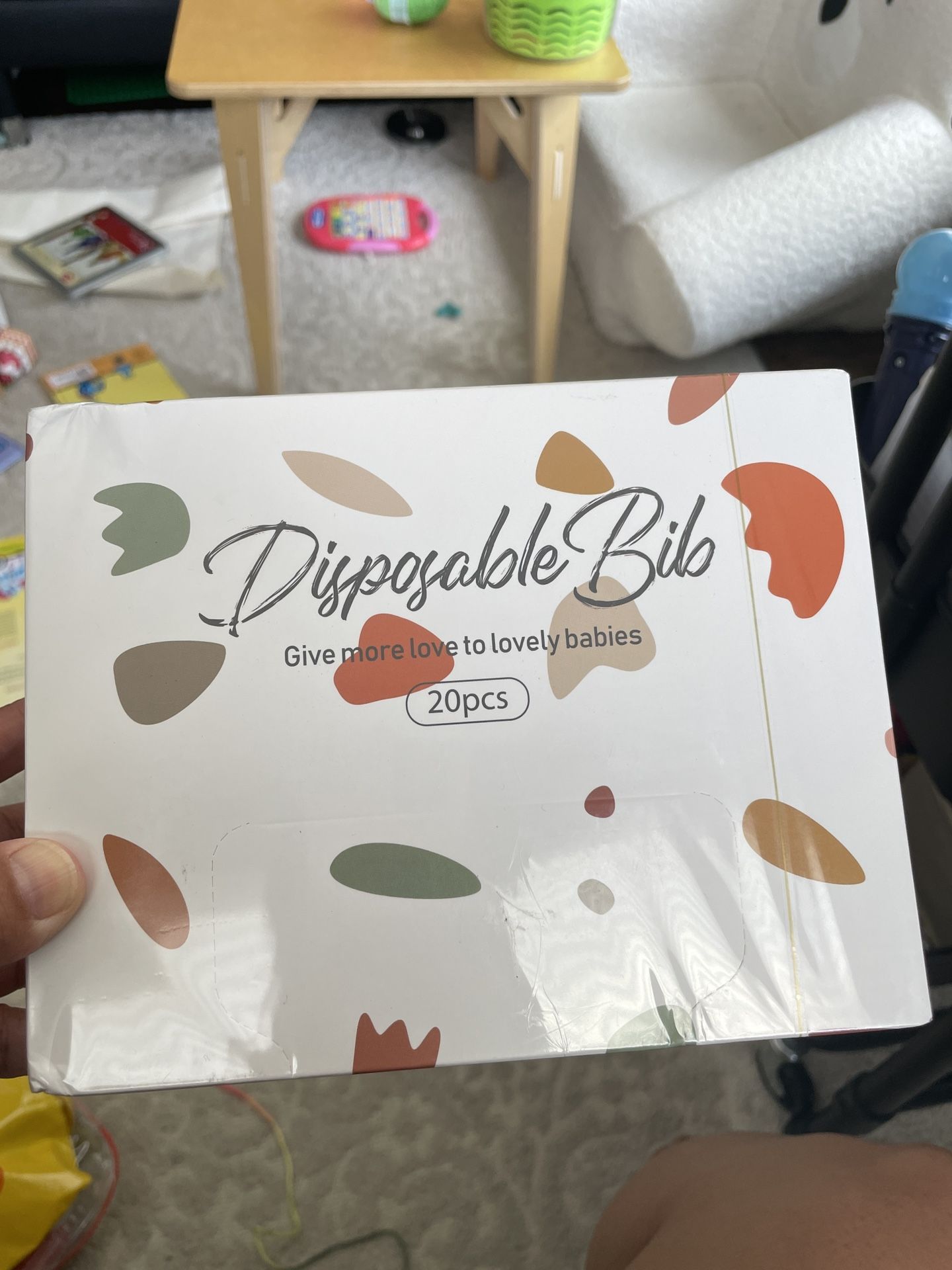 Disposable Bib + Disposable Table Mat
