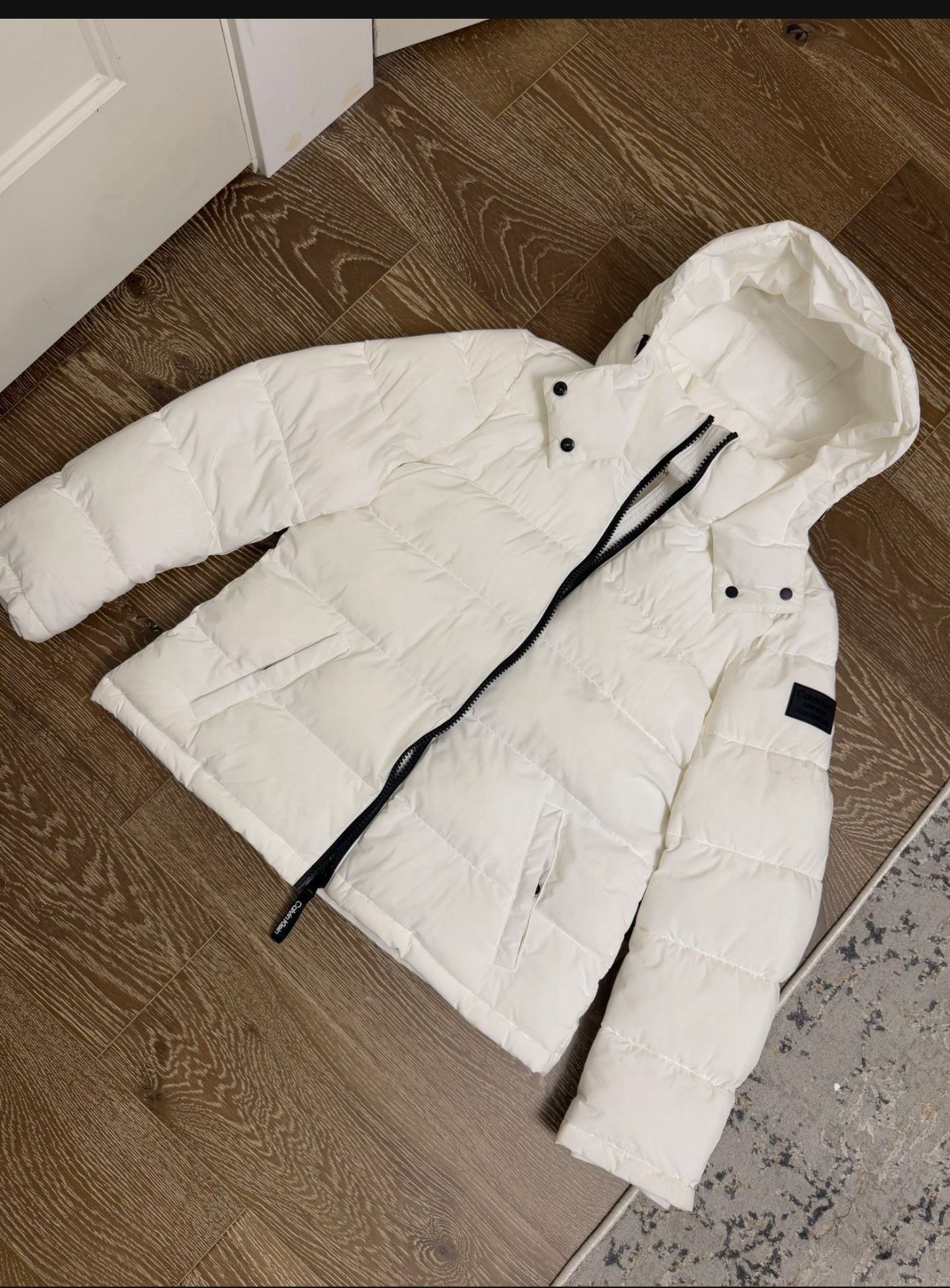 Calvin Klein Womens Jacket, Supper Nice, Lightweight And Insulated, Size L