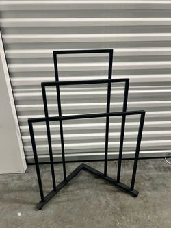 Towel rack holder