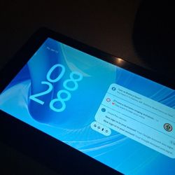 Android Tablet Q2S (Pick Up Only!)