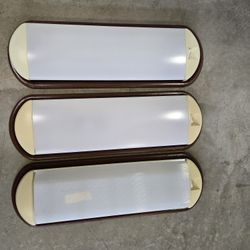 RV Fluorescent Lights & Trim