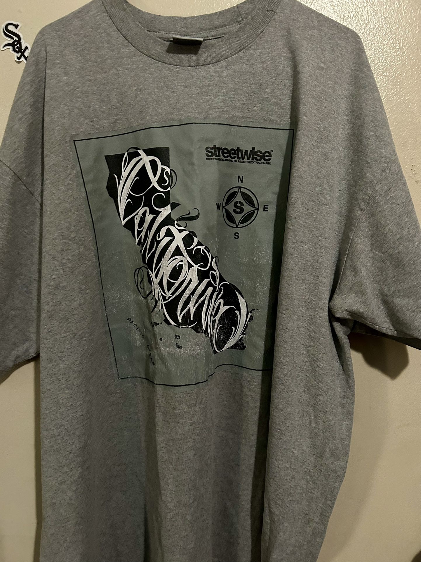 Men’s Graphic Tshirts