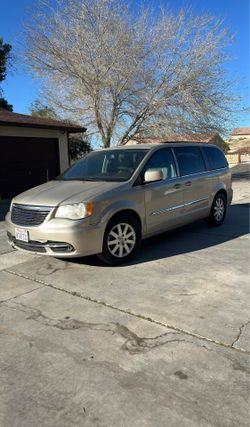 2013 Chrysler Town & Country