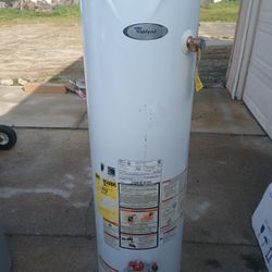 Water Heater 30 Gallons LP Propane 