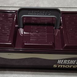 HERSHEYS Smores Caddy - Multi Level Box - Glow In The Dark Marshmallow Kit