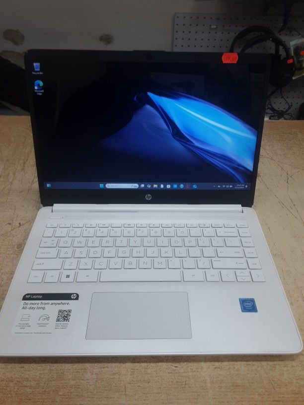 HP - 14" Laptop - Intel Celeron - 4GB Memory - 64GB eMMC - Snowflake White