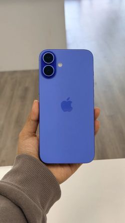 Apple - iPhone 16 Plus 6.7" (Unlocked) (Premium Pre-owned) / 256GB / Ultramarine - 6 Month Warranty