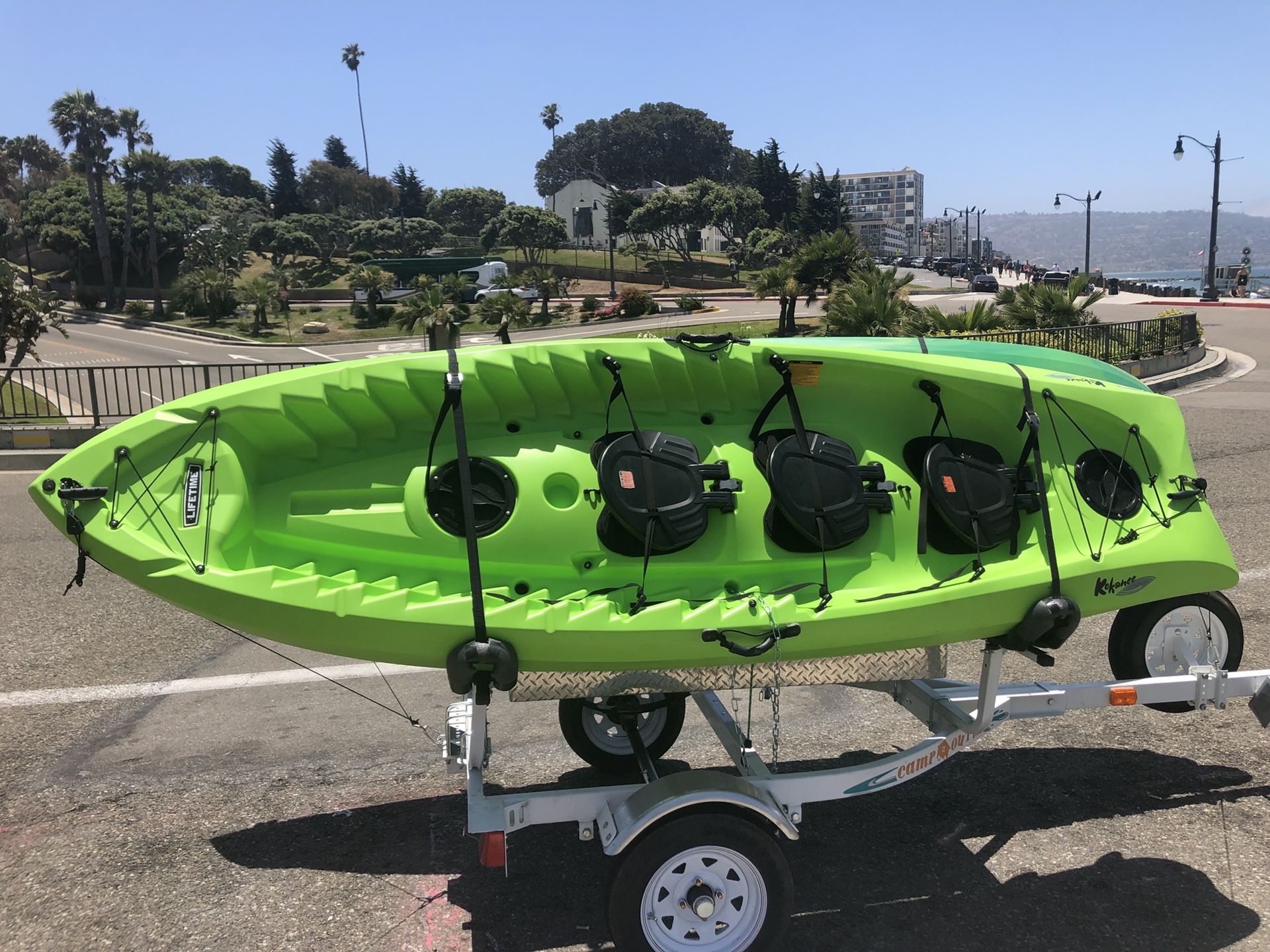 Lifetime Kokanee Kayak - The 10 ft. 6 in. tandem kayak has a 425 lb. with upgrade no trailer