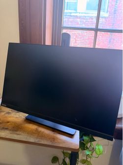 Lenovo think vision monitor