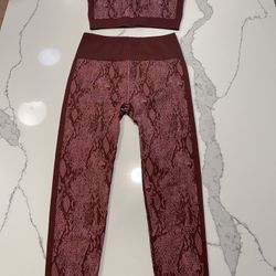 Fabletics Leggings Set