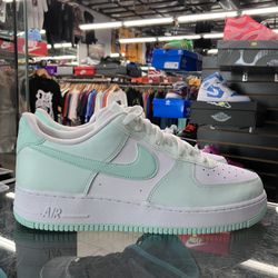 Nike Air Force 1 Low 07 Mint Foam