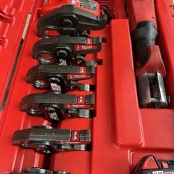 Milwaukee M18 Pro Press 