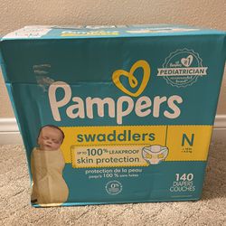 Pampers Swaddlers Newborn Diapers 140 ct