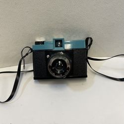 Diana F+ 120 Film Camera Lomography 75mm - Blue Black  