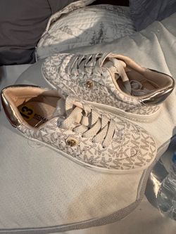 Mk shoes