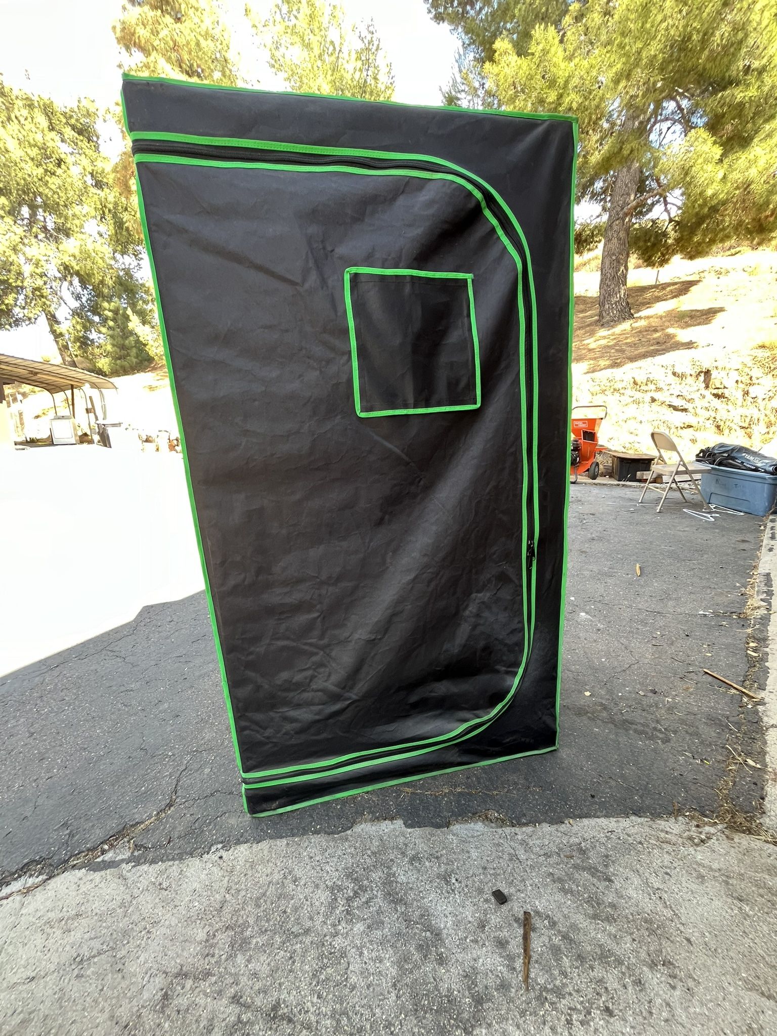 Grow Tent Kit 2x4