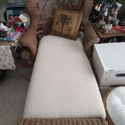 Wicker Lounge Chair With Cushion & Pillow