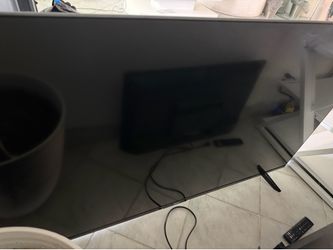Roku smart tv 55 Netflix disney works perfect