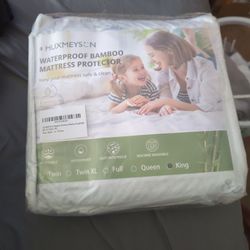 Waterproof Mattress Covers 