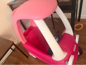 Pink little tike Cozy Coupe Car