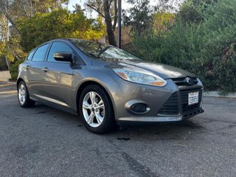 2014 ford focus se excellent condition