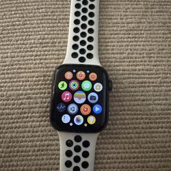 Apple Watch SE