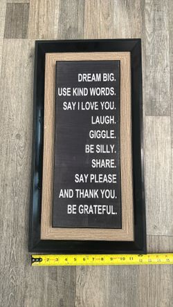 Motivational wall decor 