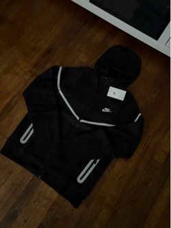 nike tech