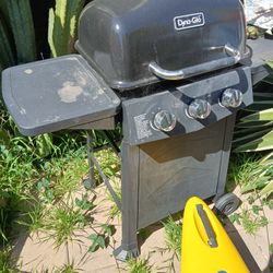 Dynaglo Propane Grill
