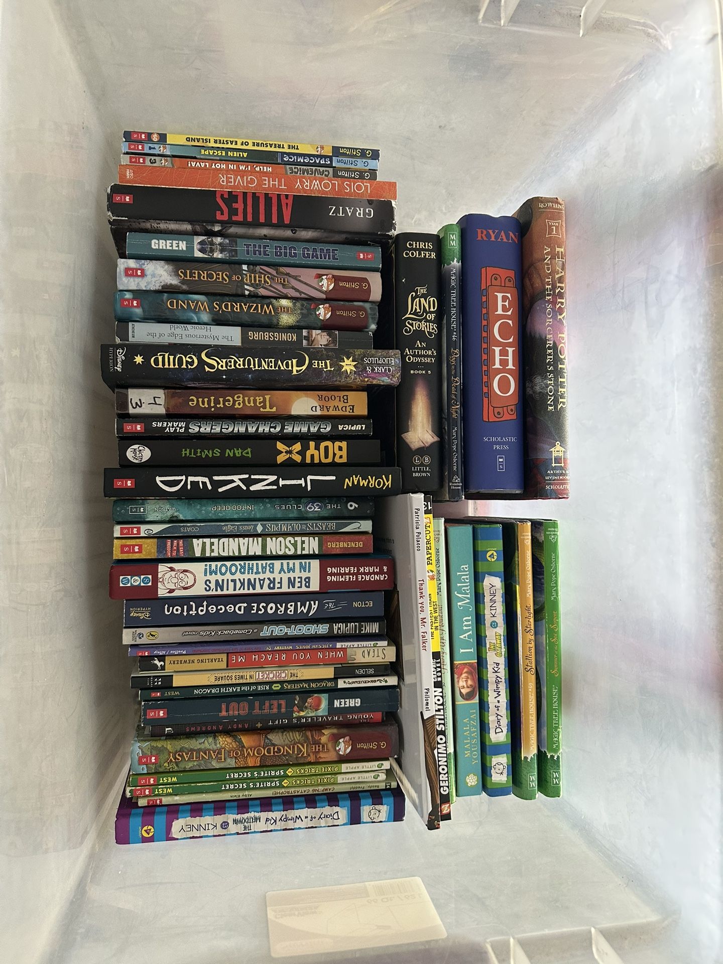 AR Books