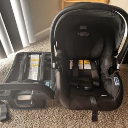Graco| SNUGRIDE SNUGFIT 35| Black Car Seat & Base