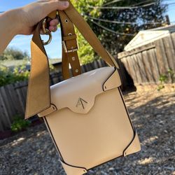 Manu Atelier handbag