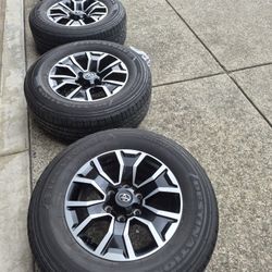2022 Toyota Tacoma TRD Sport OEM Wheels and Tires