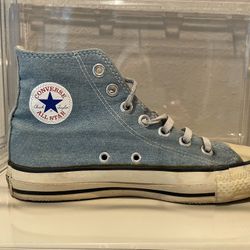 Vintage Retro 80, 90’s  “Old Stock”  Unisex Converse Chuck Taylor All Star Canvas High Tops… a Timeless Icon!  The Holy Grail! Women’s Size 5.5 