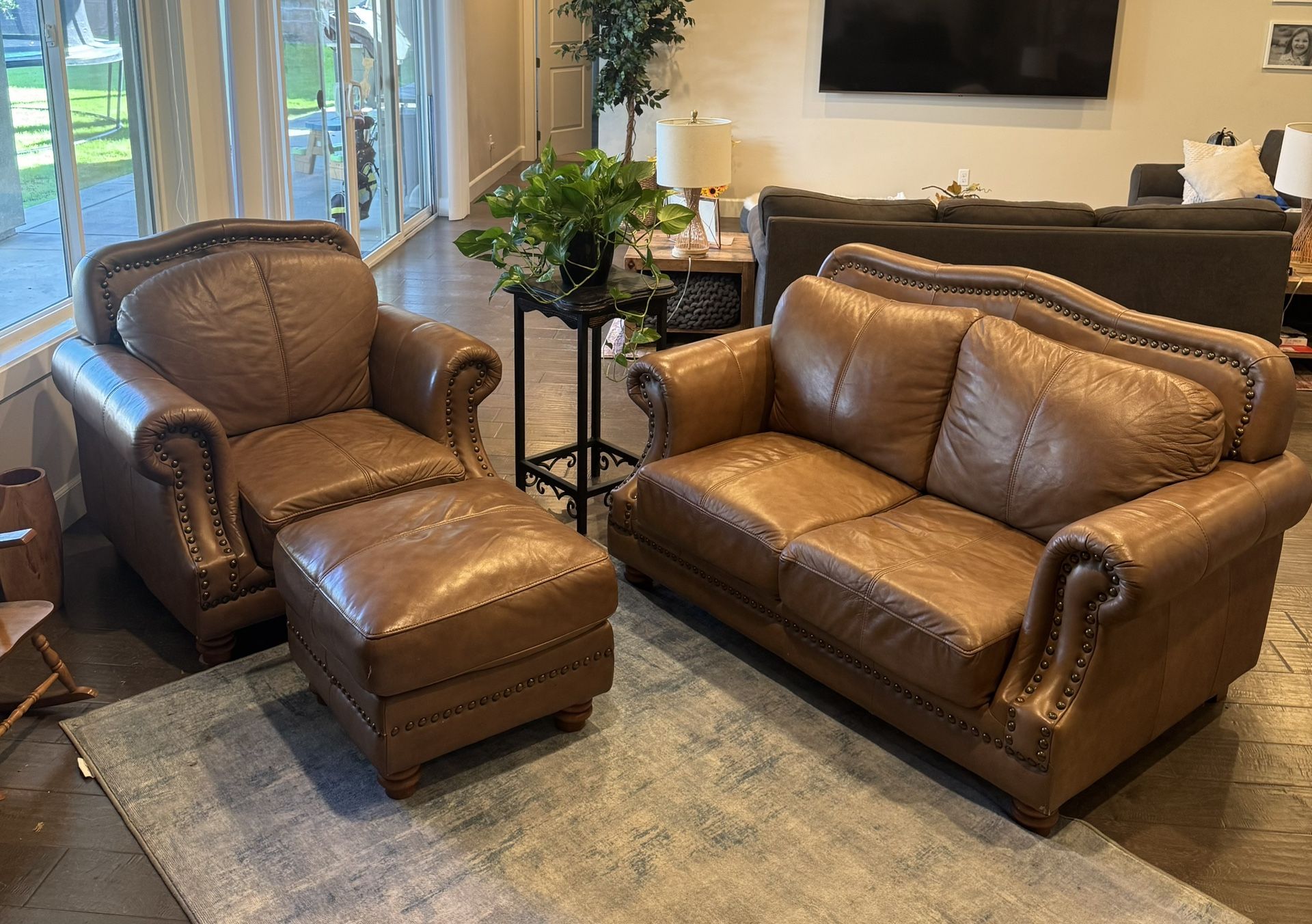 Brown Leather Couch set