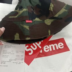 100% AUTHENTIC (BRAND NEW) SUPREME BUCKET HAT • CAMO 
