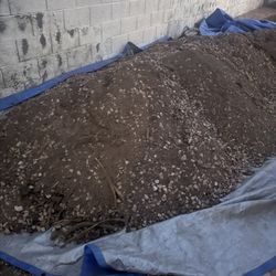 Free dirt/ Gravel