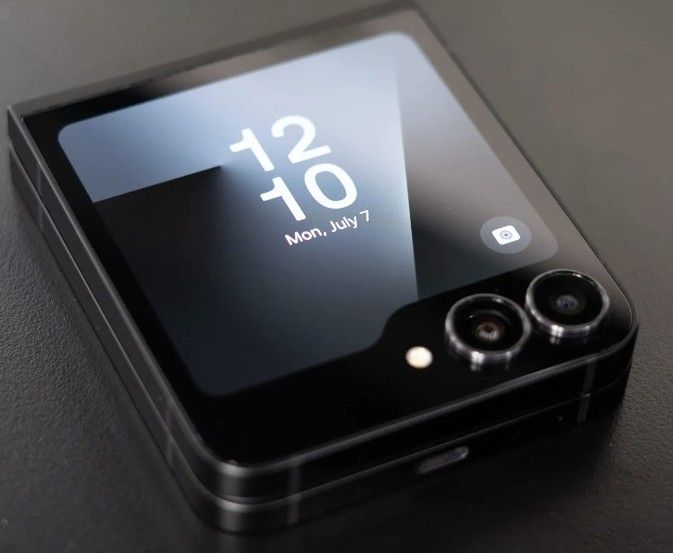 Samsung Galaxy Flip 7