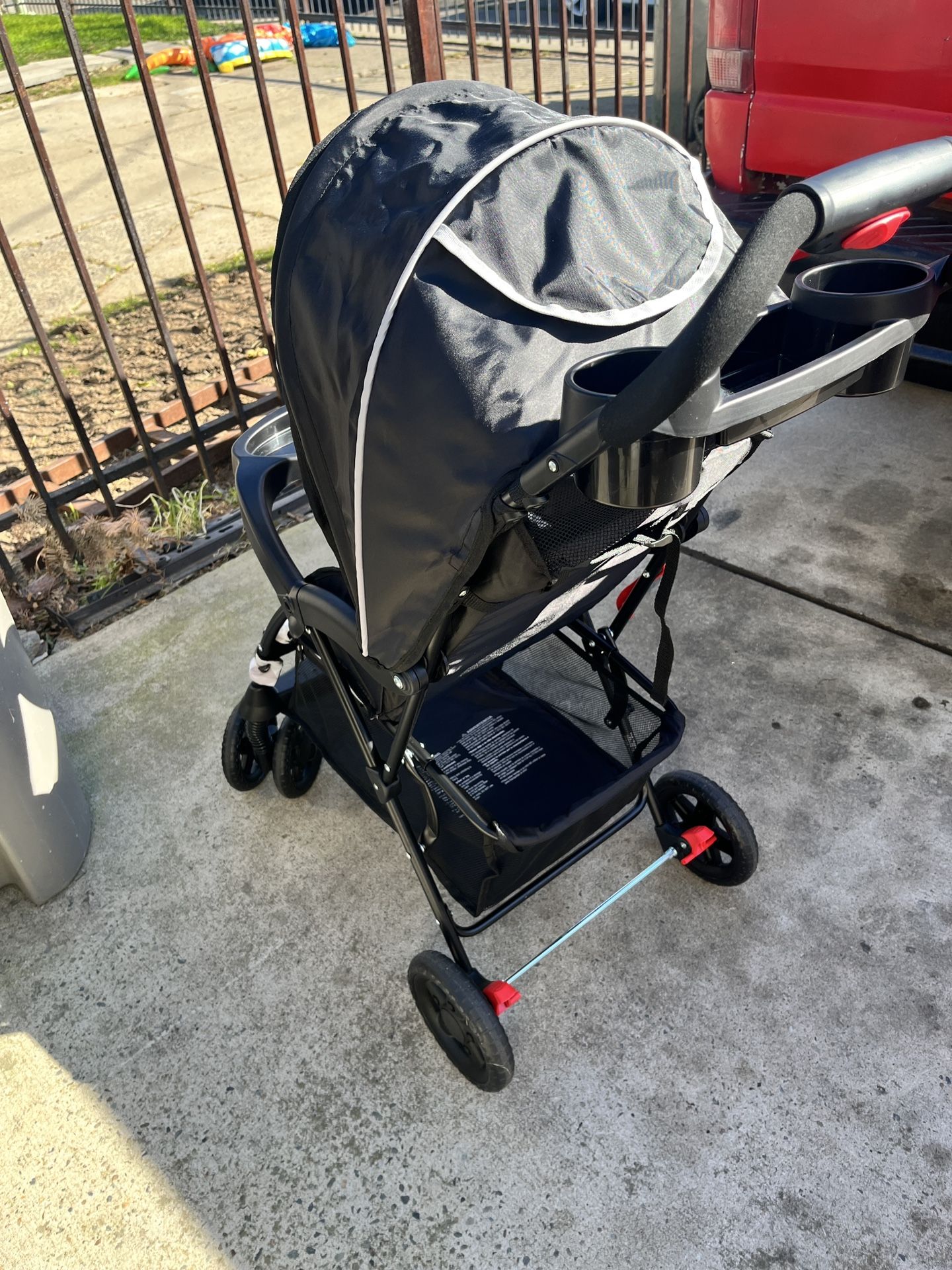 Kolcraft Cloud Sport Lightweight Stroller for Toddlers and Babies, Gray/Black