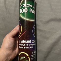 100 Pack Of Vibrant Color Glow Sticks 