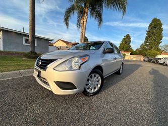 2015 Nissan Versa S Manual