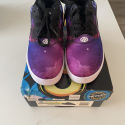 Brand New Heelys Pro 20 LG (Size 5Y/6W)