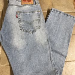 Brand new Levi’s 29x32