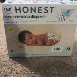 newborn diapers 