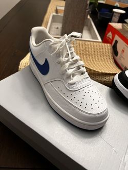 Nike Low Top