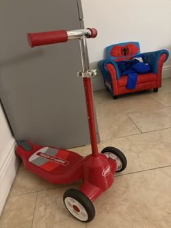 Radio Flyer Toddler Scooter