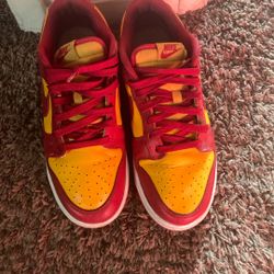 Nike Dunks 