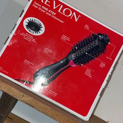 REVLON One-Step Volumizer Enhanced 1.0 Hair Dryer and Hot Air Brush