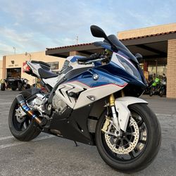2016 BMW S1000RR low Miles!